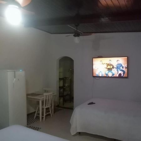Suites próximo ao rio Jaguareguava em Bertioga Exterior foto