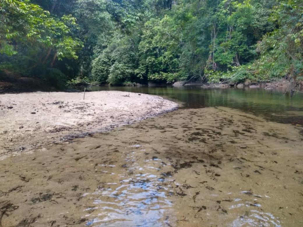 Suites próximo ao rio Jaguareguava em Bertioga Exterior foto